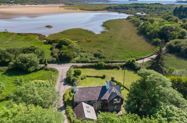 John's House, Derrynane Beg, Caherdaniel, Co Kerry, Caherdaniel, Co. Kerry - Click to view photos
