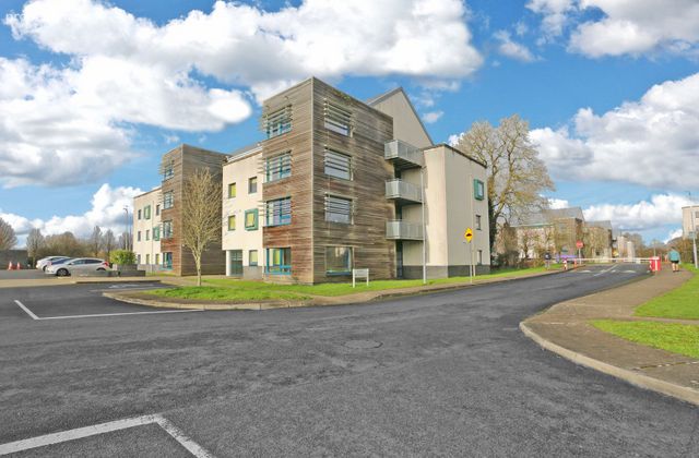 Apartment 123, Brookfield Hall, Castletroy, Co. Limerick - Click to view photos