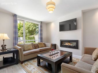 16 Grangeabbey, Monkstown, Blackrock, Co. Dublin - Image 2