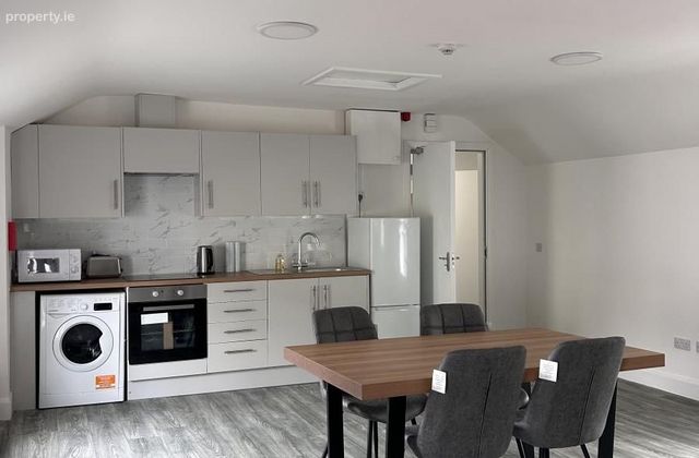 Sunvalley Drive, Fair Hill, Gurranabraher, Co. Cork - Click to view photos