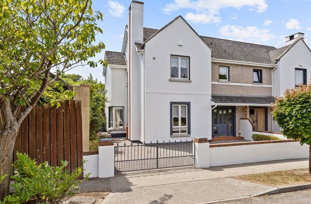 9 Laurel Grove, Tagoat, Co. Wexford - Click to view photos