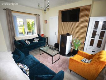 239 Saint Eunan's Terrace, Raphoe, Co. Donegal - Image 3
