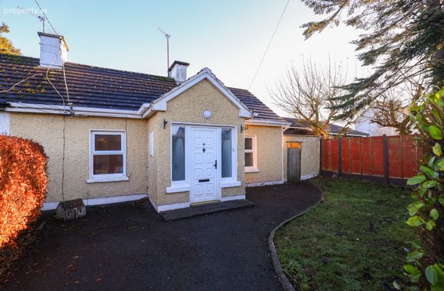 The Willows, Puttaghaun, Tullamore, Co. Offaly - Click to view photos