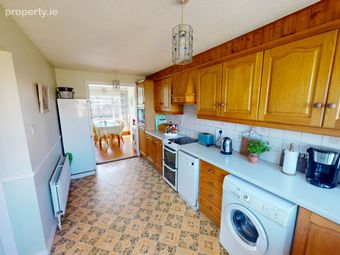 5 Parknamore, Ballincollig, Ballincollig, Co. Cork - Image 2