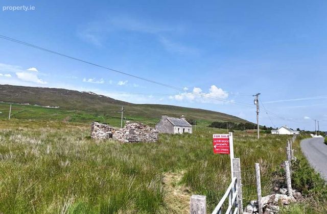 Derreens, Achill, Co. Mayo - Click to view photos