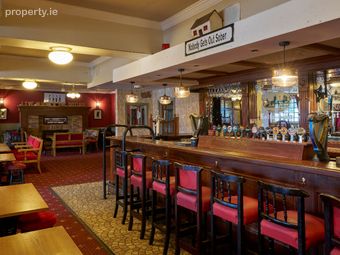 The Cottage Inn, 42 Bluebell Avenue, Bluebell, Dublin 12 - Image 5