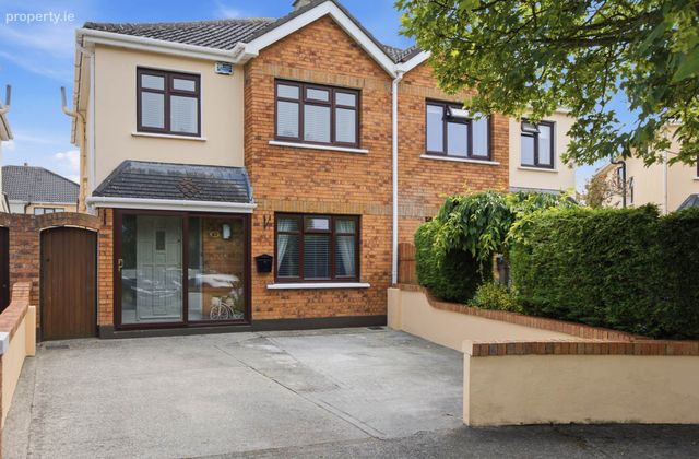61 Ardcian Park, Swords, Co. Dublin, Swords, Co. Dublin - Click to view photos