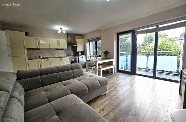 Phibblestown House, Phibblestown, Clonsilla, Dublin 15 - Click to view photos