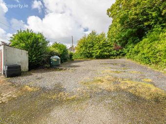 22 Saint Joseph's Park, Buncrana, Buncrana, Co. Donegal - Image 2