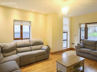 9 Oak Meadows, Drumsna, Co. Leitrim, Drumsna, Co. Leitrim - Image 2