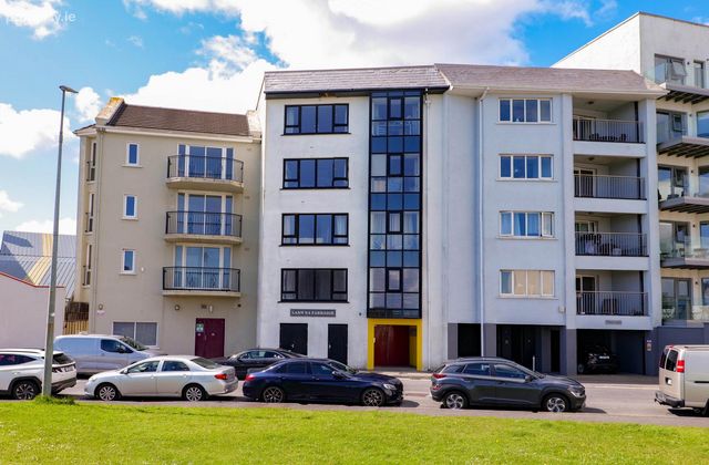Apt 3, Lann Na Farraige, Salthill, Galway, Co. Galway, Galway City Centre, Co. Galway - Click to view photos