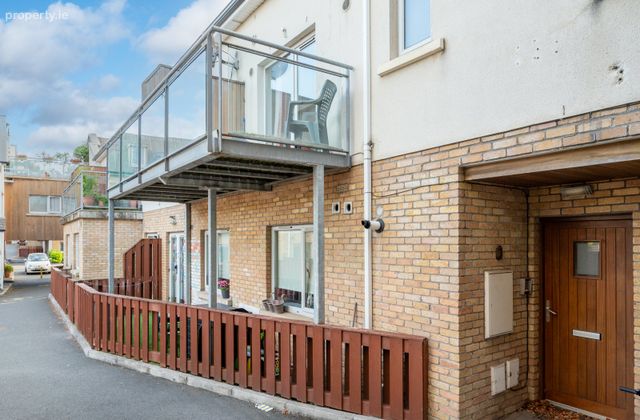 7 The Water Rill, Waterside, Malahide, Dublin, Malahide, Co. Dublin - Click to view photos