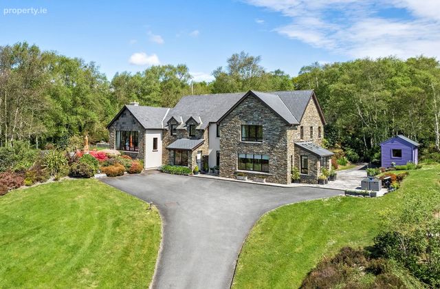 Snave, Ballylickey, Bantry, Co. Cork, Snave, Co. Cork - Click to view photos