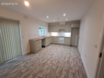 3 Bedroom Semi-detached House, Warrens Court, Ringaskiddy, Co. Cork - Image 4