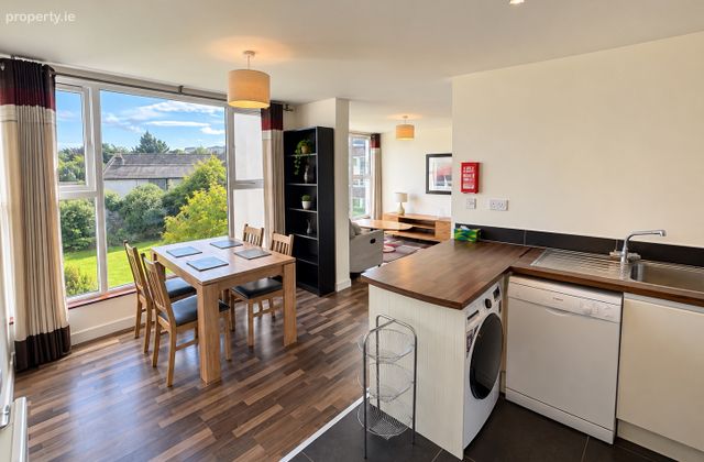 Woodview Court, Glenalbyn Road, Stillorgan, Stillorgan, Co. Dublin - Click to view photos