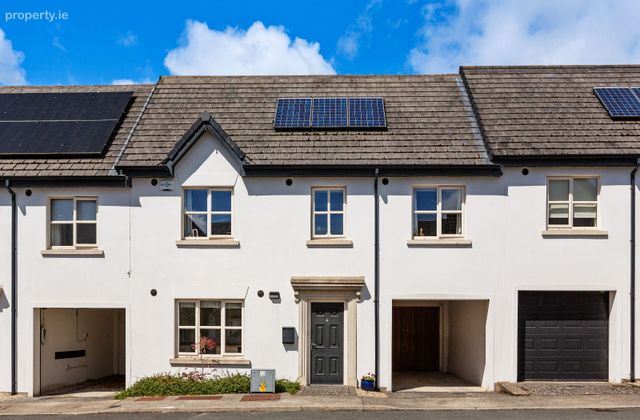 4 Verner Lane, Belmont, Stepaside, Dublin 18 - Click to view photos