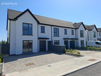 3 Bedroom Terrace House, Warrens Court, Ringaskiddy, Co. Cork