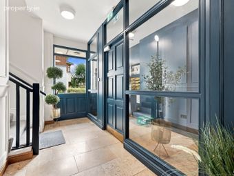 Apartment 5, Castle Oaks, Dublin Road, Malahide, Co. Dublin - Image 2