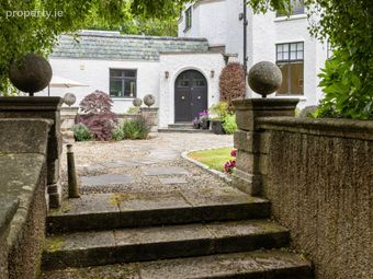 Kilteragh House, 6 Kilteragh Pines, Foxrock, Dublin 18 - Image 3