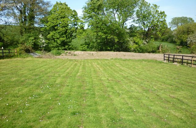 Park T.d, Bellvue, Passage West, Co. Cork - Click to view photos