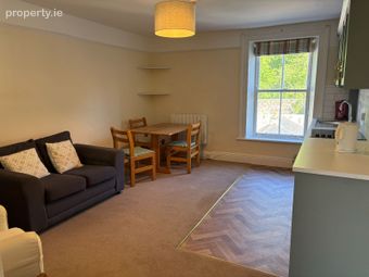 Apartment 3, 10 North Mall, Sunday\'s Well, Co. Cork - Image 3