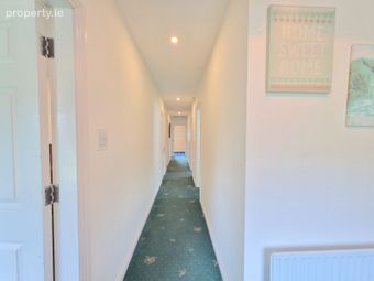 28 Knights Park, Castlebar, Castlebar, Co. Mayo - Image 3