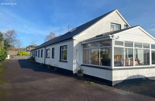 Tara, West Village, Ballincollig, Co. Cork - Click to view photos