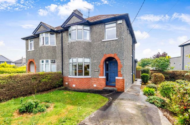 Glencraig, 59 Muirhevna, Dublin Road, Dundalk, Co. Louth - Click to view photos