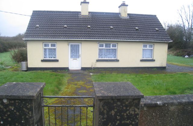Joanstown, Rathowen, Rathaspick, Co. Westmeath - Click to view photos