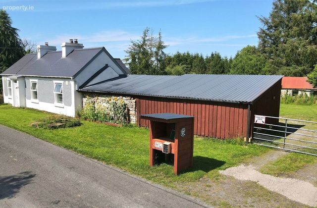 Rose Cottage, Roosky, Ballaghaderreen, Co. Roscommon, Ballaghaderreen, Co. Roscommon - Click to view photos