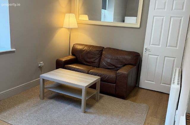 Flat 7, 238 North Circular Road, Dublin 7, North Circular Road, Dublin 7 - Click to view photos