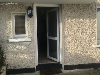 54 Rosemount Estate, Dundrum, Dublin 14 - Image 2