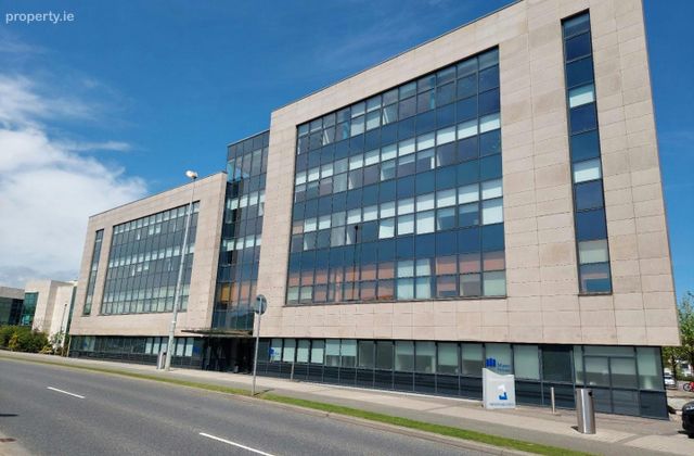 Newenham House, Malahide Road, Northern Cross, Dublin, Dublin 17, Darndale, Dublin 17 - Click to view photos