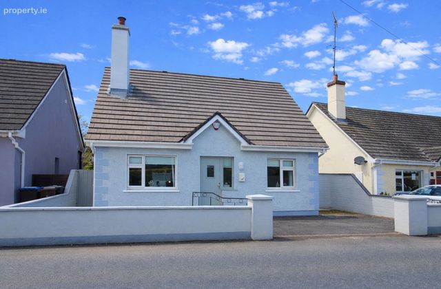 2 Ballinatray Upper, Courtown, Gorey, Co. Wexford - Click to view photos