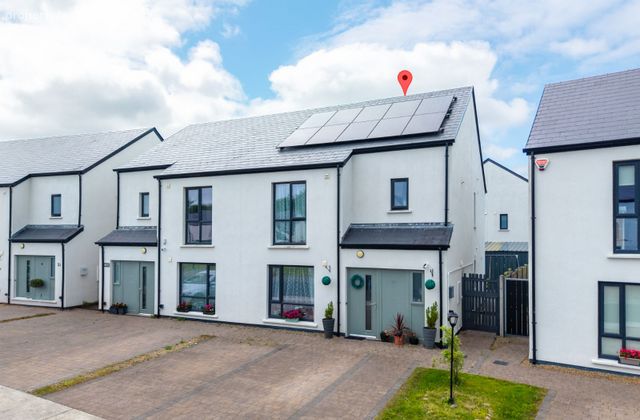 49 College View Avenue, Castlebar, Castlebar, Co. Mayo - Click to view photos