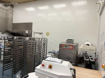 Unit 3, Oak Court, Fox &amp; Geese, Dublin 22 - Image 3