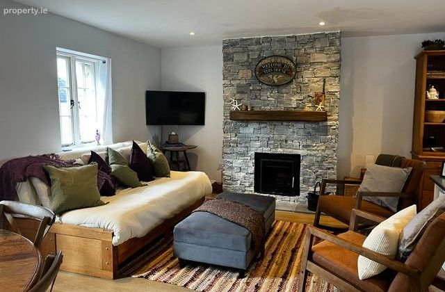 3 Old Mill, Brownsmills, Kinsale, Co. Cork, Kinsale, Co. Cork - Click to view photos
