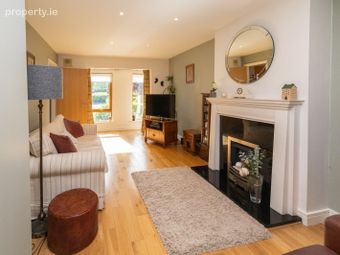 8 Blackthorn Hill Crescent, Rathcoole, Co. Dublin - Image 4