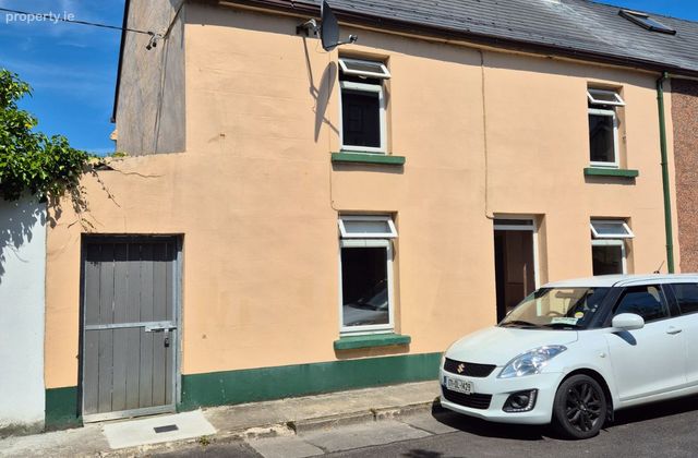 West Port, Ballyshannon, Ballyshannon, Co. Donegal - Click to view photos