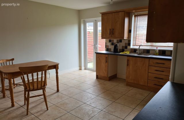 7 Rockwood, Old Road, Cashel, Co. Tipperary, Cashel, Co. Tipperary - Click to view photos