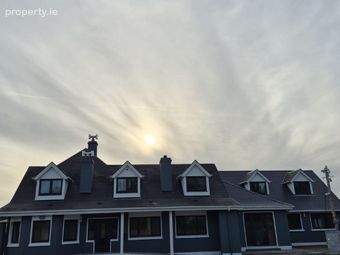 Honeywood, Celbridge Road, Leixlip, Naas, Co. Kild, Leixlip, Co. Kildare