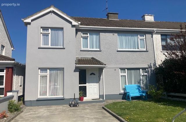 97 Woodlawn Park, Killarney, Co. Kerry - Click to view photos