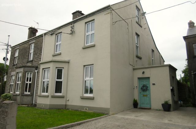 2 Grovelands, Athlone, Athlone, Co. Westmeath - Click to view photos