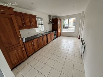101 Costa Na Mara, Coast Road, Oranmore, Co. Galway - Image 2