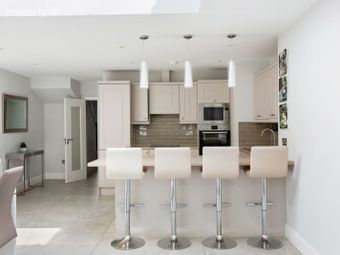 2 Berwick Hall, Dublin 14, Churchtown, Dublin 14 - Image 5