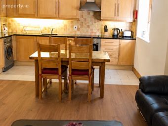 Glaslynn, Howth Road, Clontarf, Dublin 3 - Image 3