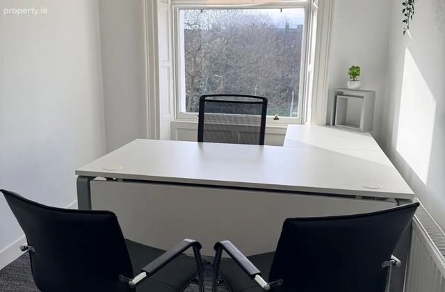 Fitzwilliam Square, Dublin 2 - Click to view photos