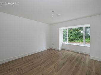3 Bedroom Semi, Rostellan, Co. Cork - Image 3