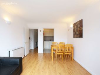 Custom House Harbour Apartments, IFSC, Dublin 1 - Image 5