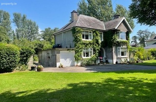 The Grove, Cabra, Thurles, Co. Tipperary - Click to view photos